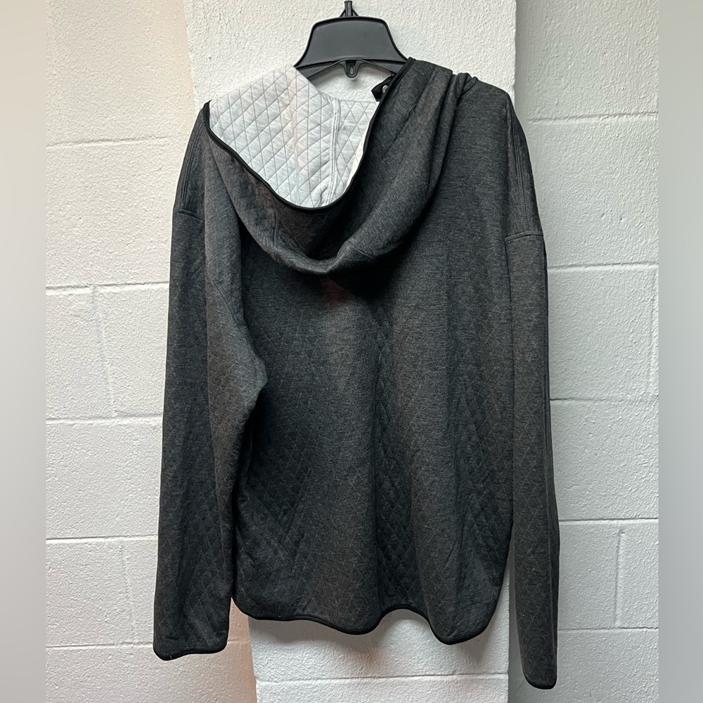 Ecothreads Quilted Pullover. Size Large - Picture 5 of 5